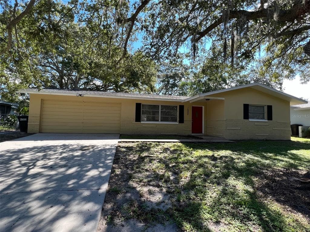 1949 KINGS HIGHWAY CLEARWATER, FL 33755