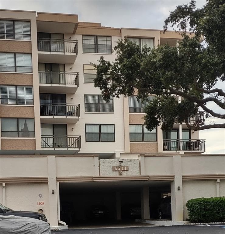 6211 SUN BOULEVARD UNIT 406 ST PETERSBURG, FL 33715
