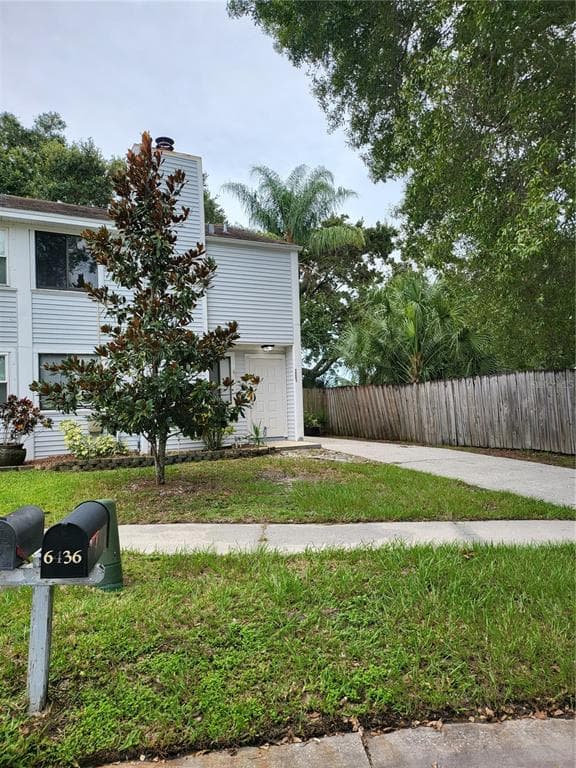 6436 ROCKPOINTE DRIVE TAMPA, FL 33634