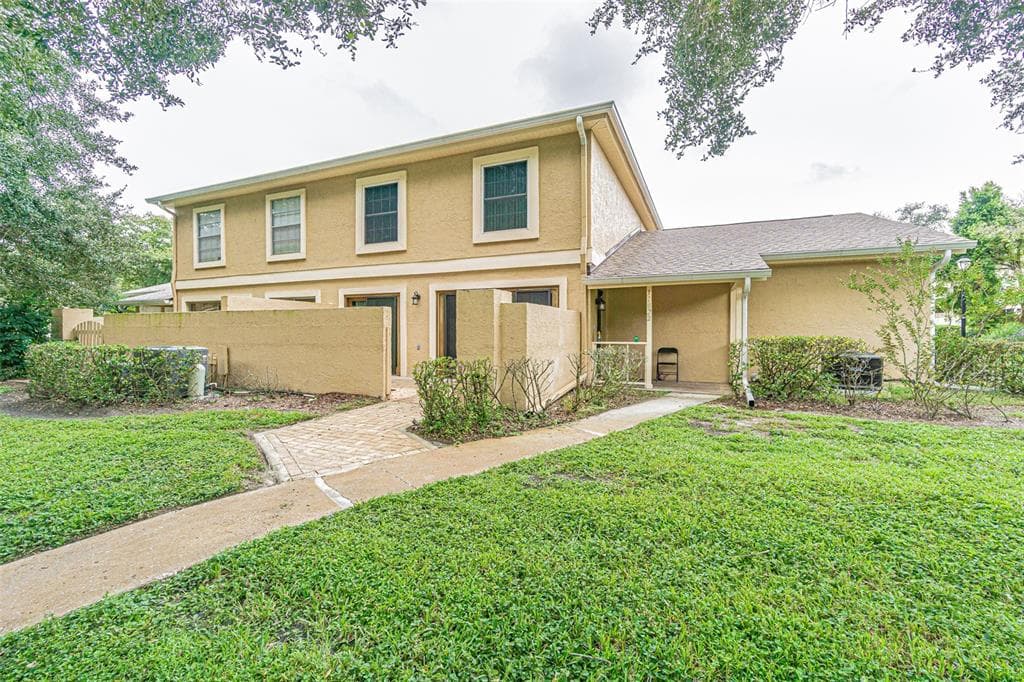 11822 WILDEFLOWER PLACE TEMPLE TERRACE, FL 33617