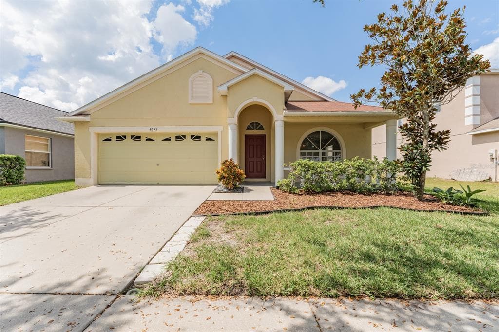4233 HARTFORD LAKE DRIVE TAMPA, FL 33619