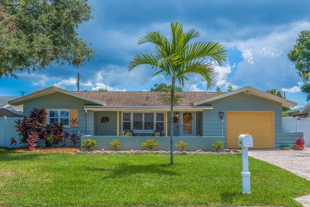 10339 111TH STREET SEMINOLE, FL 33778