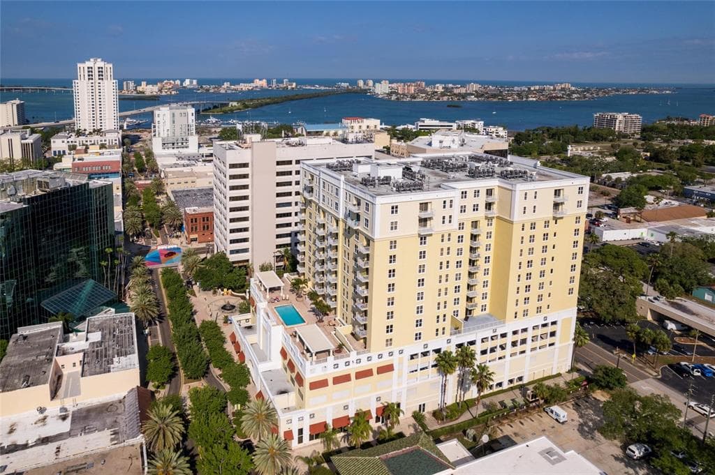 628 CLEVELAND STREET UNIT 1204 CLEARWATER, FL 33755