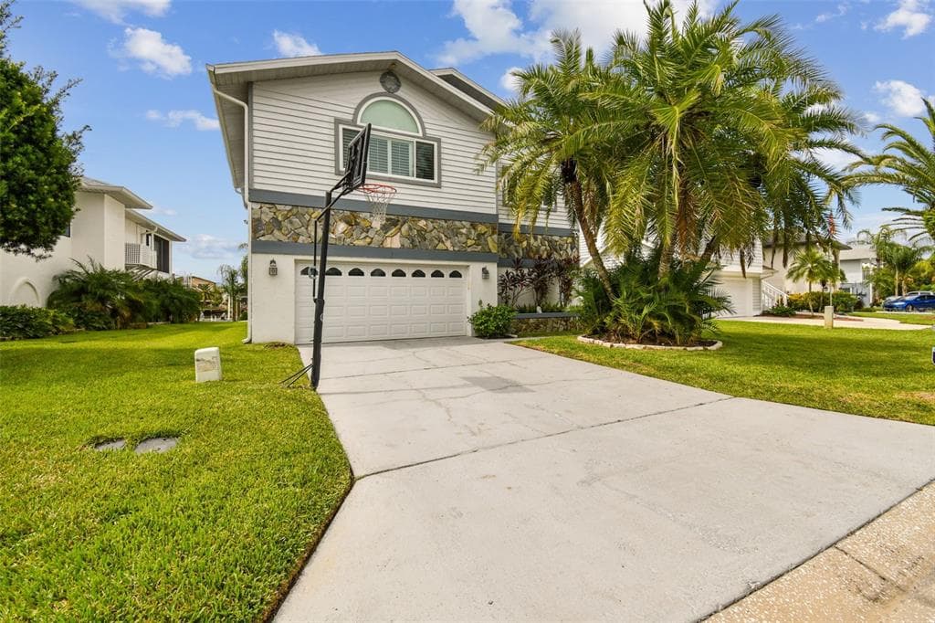 6139 FJORD WAY NEW PORT RICHEY, FL 34652