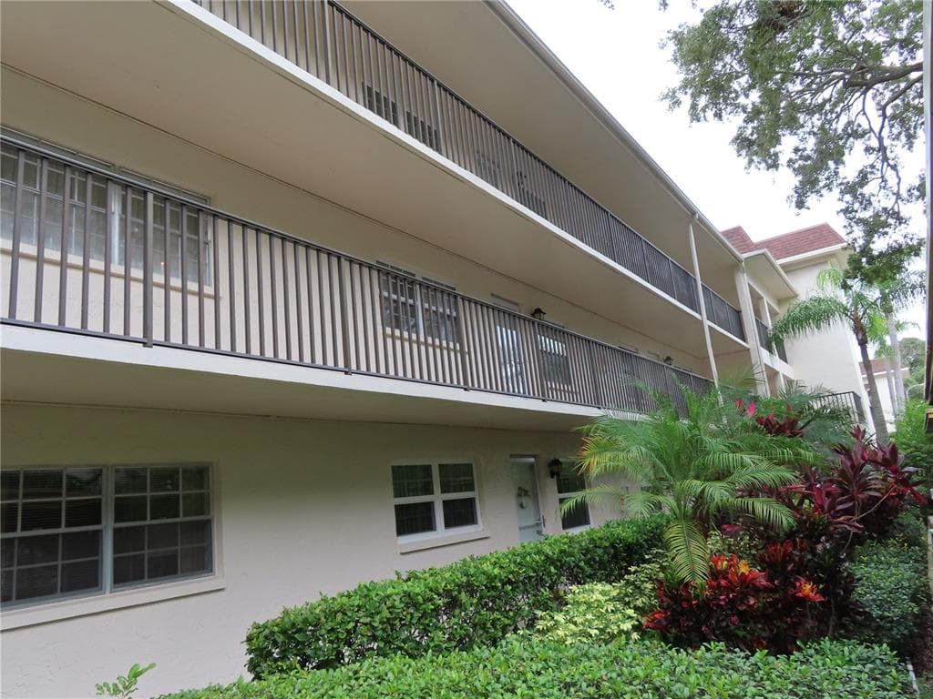840 VIRGINIA STREET UNIT 104 DUNEDIN, FL 34698