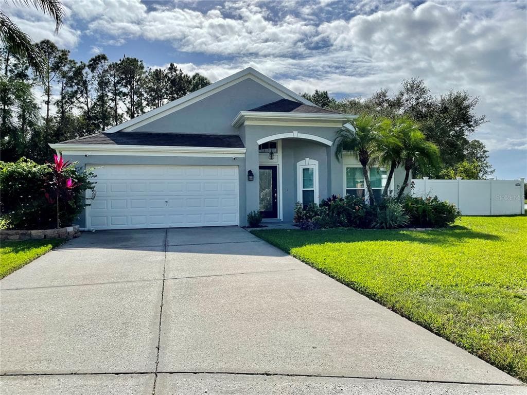 4629 GULFWINDS DRIVE LUTZ, FL 33558