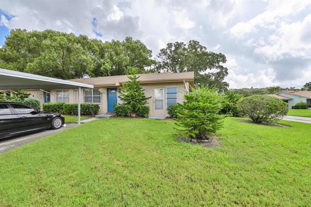 409 FELTHAM TRAIL UNIT B SUN CITY CENTER, FL 33573