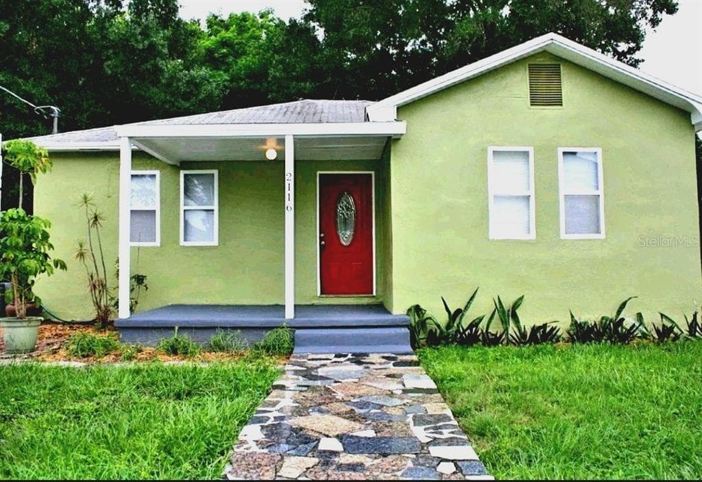 2116 W SAINT LOUIS STREET TAMPA, FL 33607