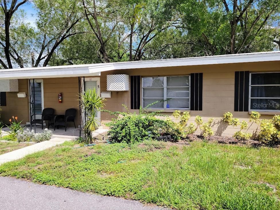 7317 46TH AVENUE N UNIT 5 ST PETERSBURG, FL 33709