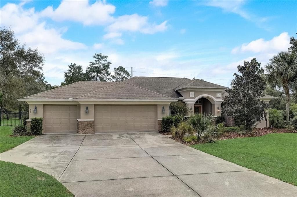 8476 MADRID ROAD WEEKI WACHEE, FL 34613