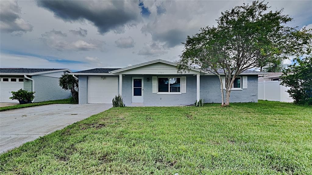 3749 DARLINGTON ROAD HOLIDAY, FL 34691