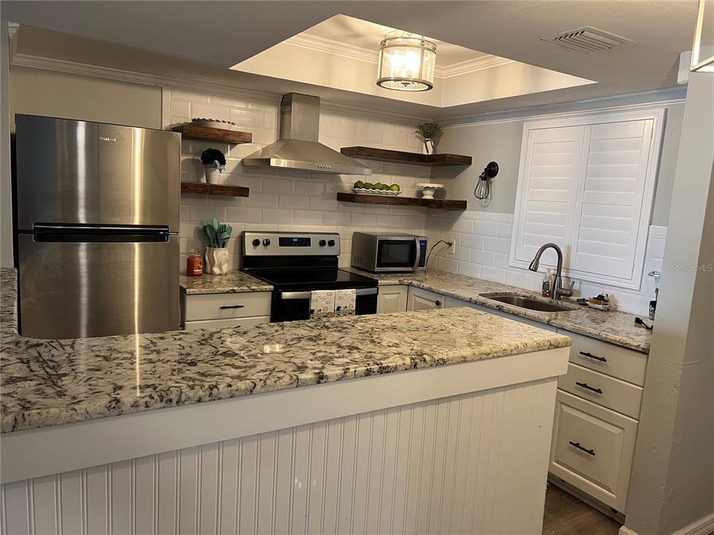 620 EDGEWATER DRIVE UNIT 103 DUNEDIN, FL 34698
