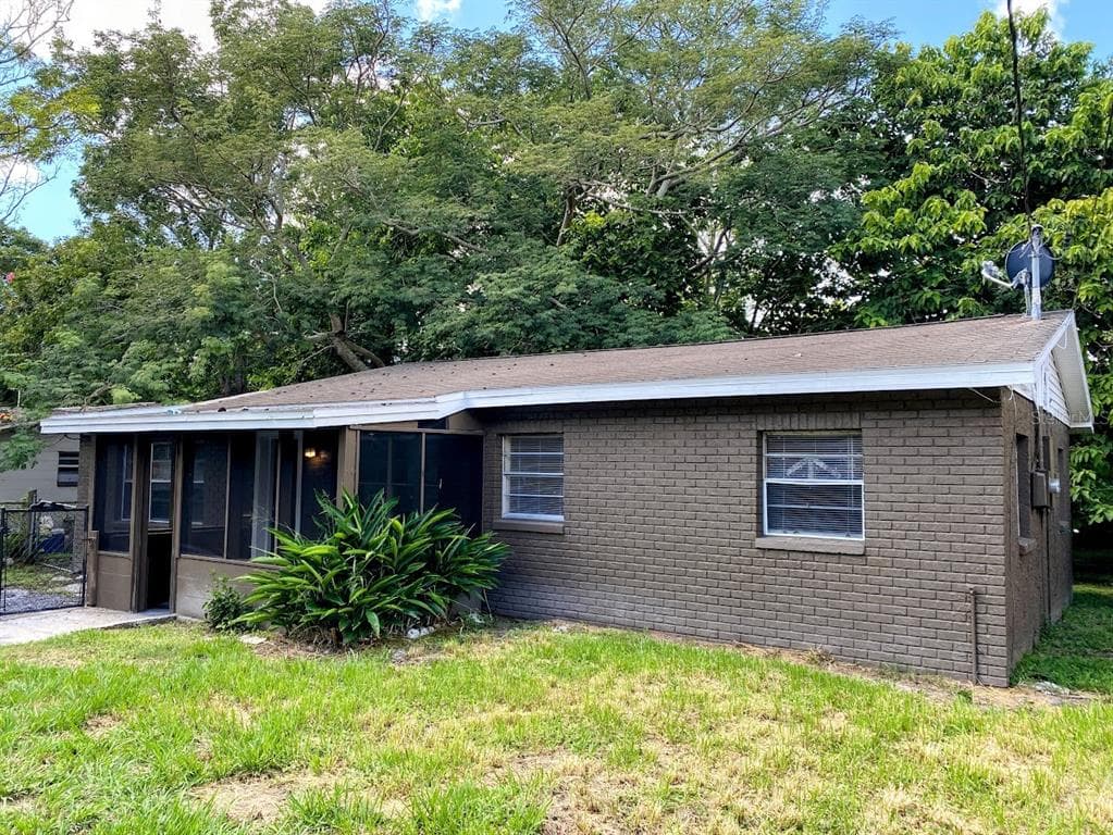 14922 FISHER ROAD TAMPA, FL 33613