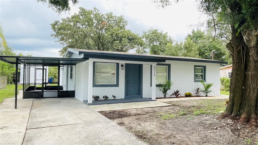 8318 ENDIVE AVENUE TAMPA, FL 33619