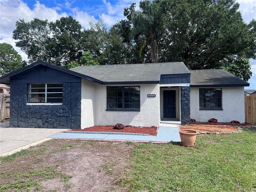12523 MONDRAGON DRIVE TAMPA, FL 33625