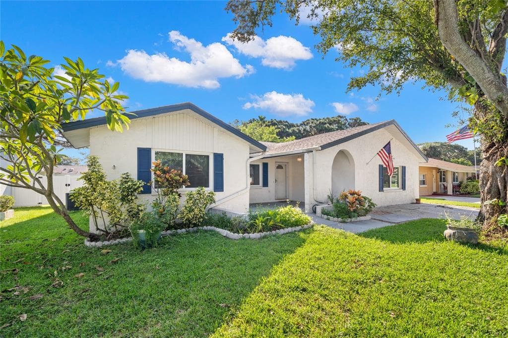 6395 HEATHER LANE N PINELLAS PARK, FL 33781