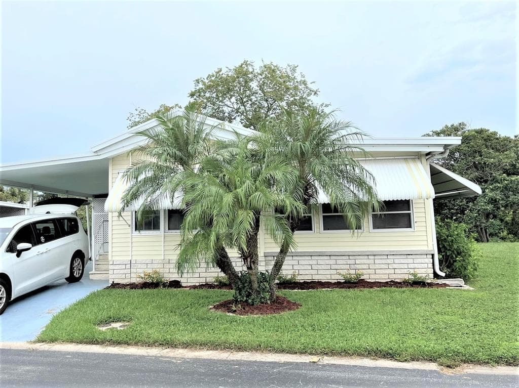 9790 66TH STREET N UNIT 145 PINELLAS PARK, FL 33782