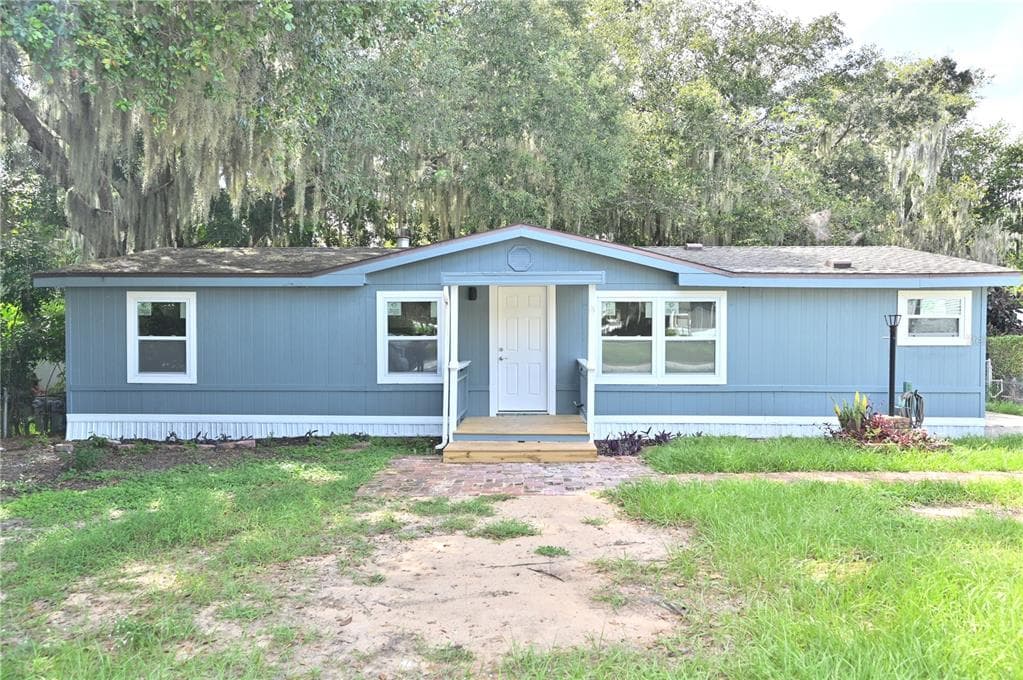 17147 BAY AVENUE MONTVERDE, FL 34756