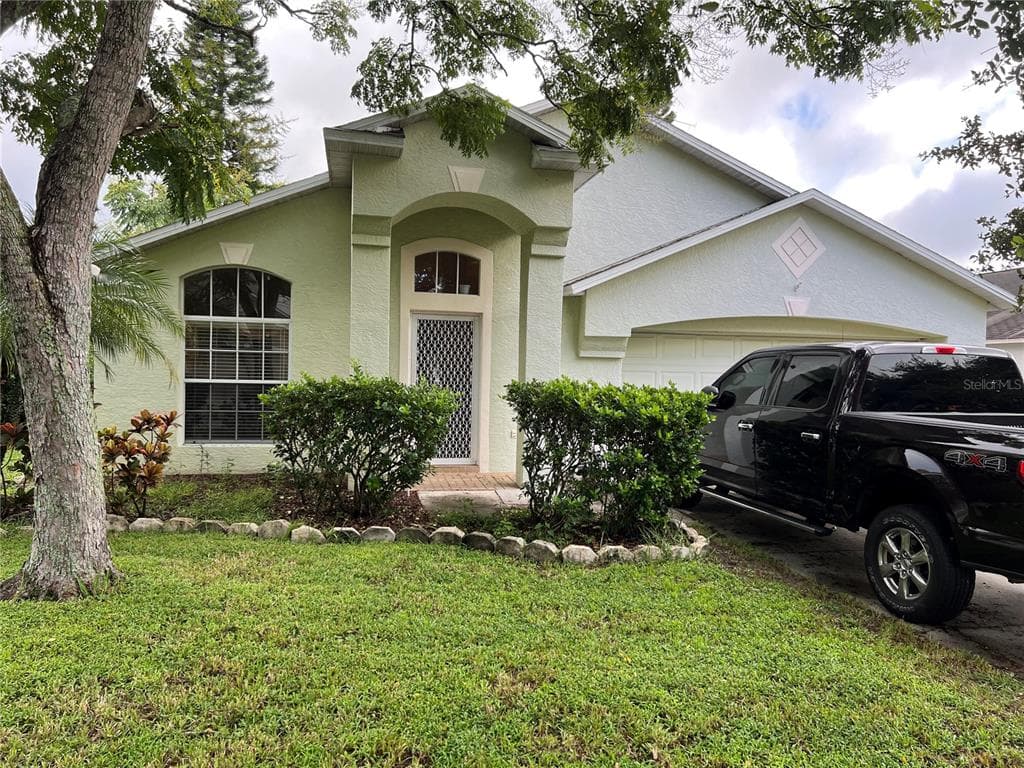3318 PINE TOP DRIVE VALRICO, FL 33594