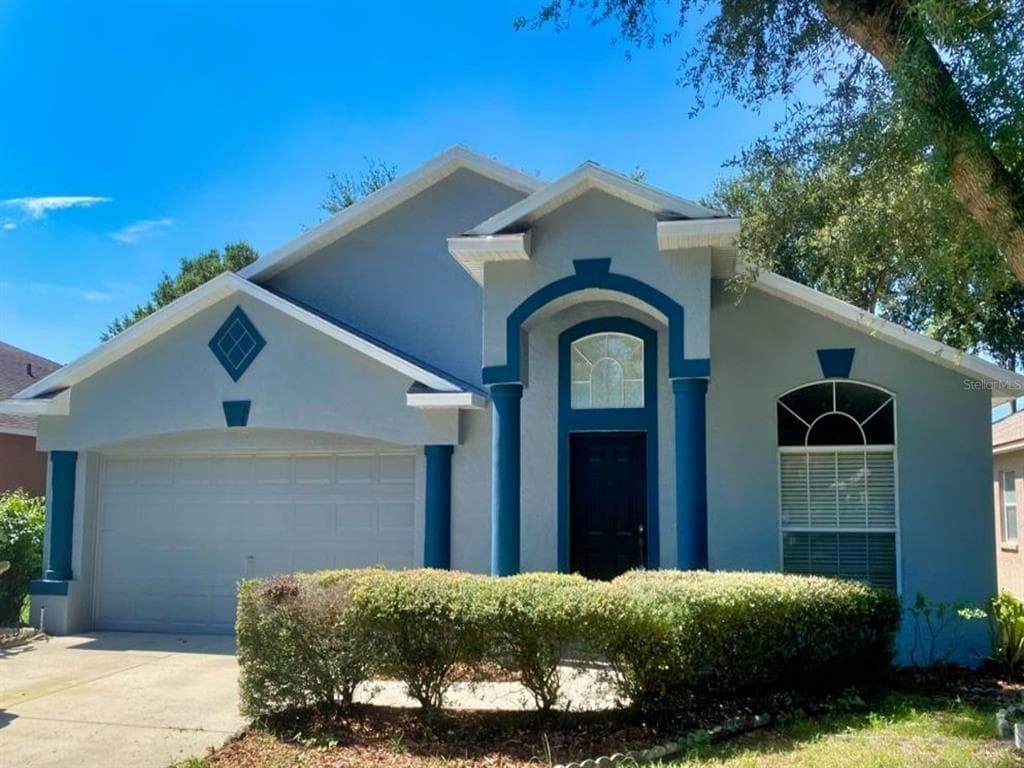 727 SOMERSTONE DRIVE VALRICO, FL 33594