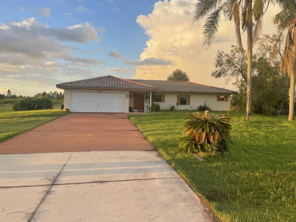 2410 POINCIANA DRIVE INDIAN LAKE ESTATES, FL 33855