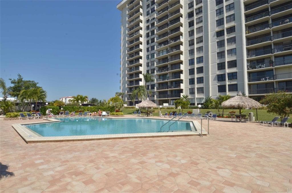400 ISLAND WAY UNIT 1211 CLEARWATER, FL 33767