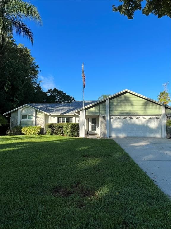 548 WATERFORD CIRCLE W
