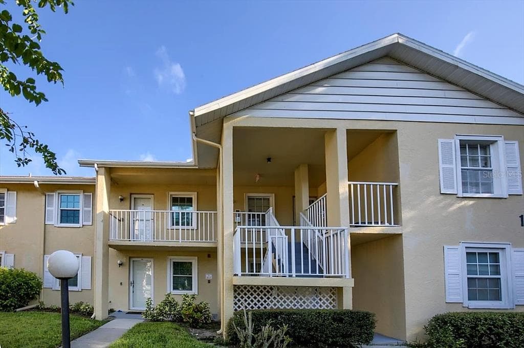1468 MILLSTREAM UNIT 205 DUNEDIN, FL 34698