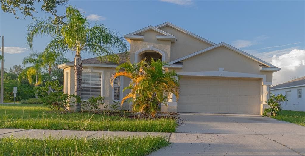 813 CRISTELLE JEAN DRIVE RUSKIN, FL 33570