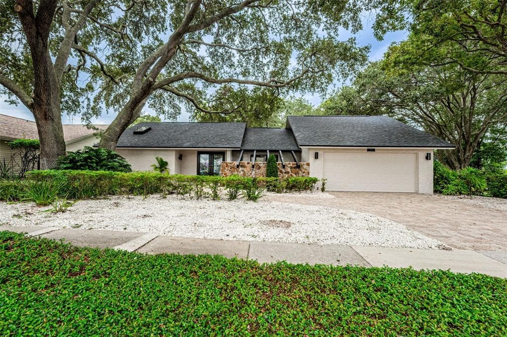 2783 VALENCIA LANE W PALM HARBOR, FL 34684