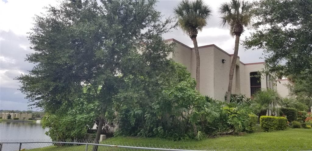 512 ORANGE DRIVE UNIT 30 ALTAMONTE SPRINGS, FL 32701