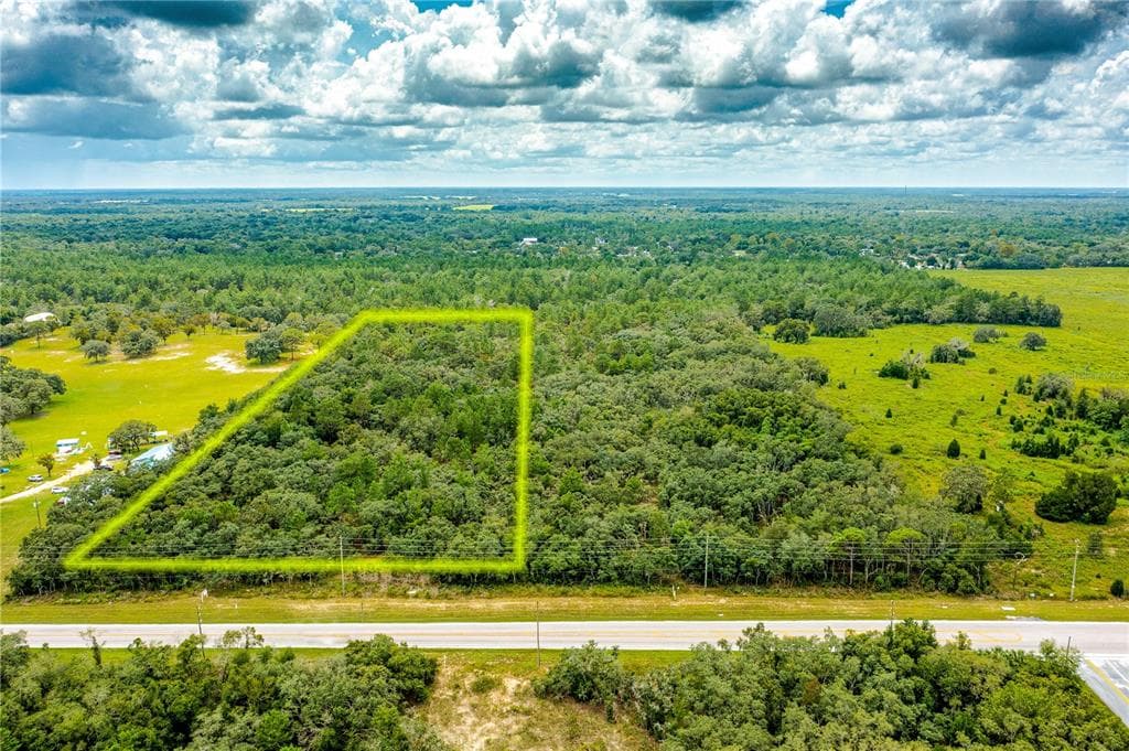 COUNTY LINE ROAD SPRING HILL, FL 34610