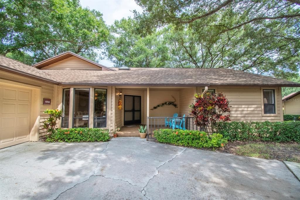 11704 PARKVIEW LANE SEMINOLE, FL 33772