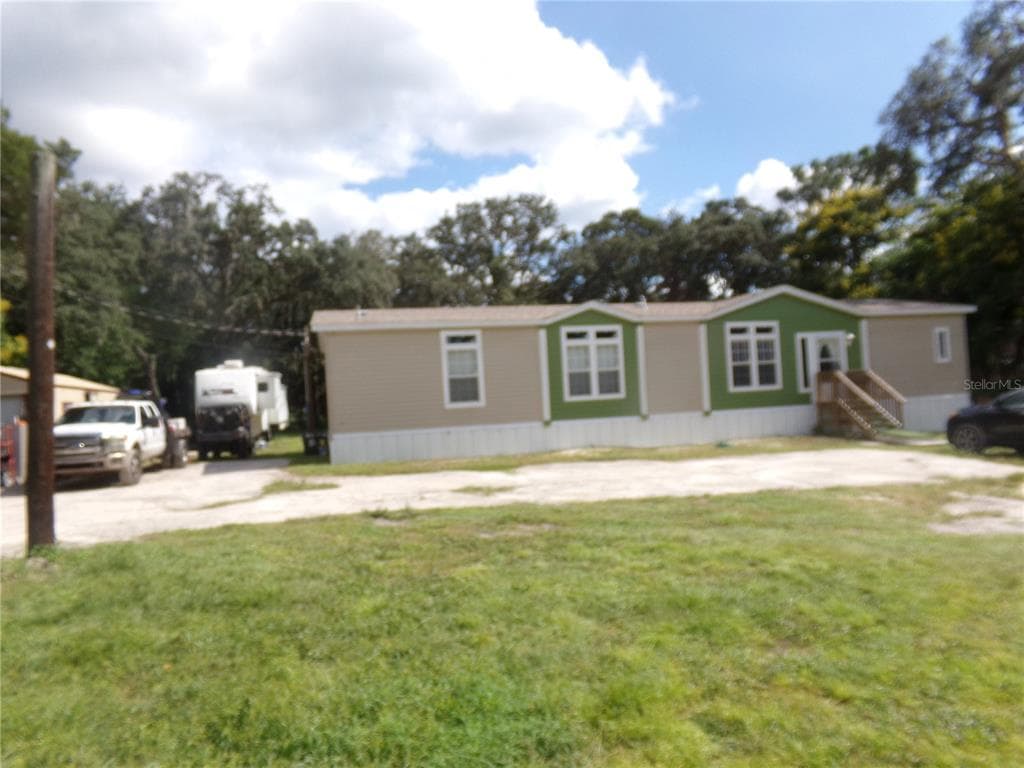 13102 FIREFLY LANE