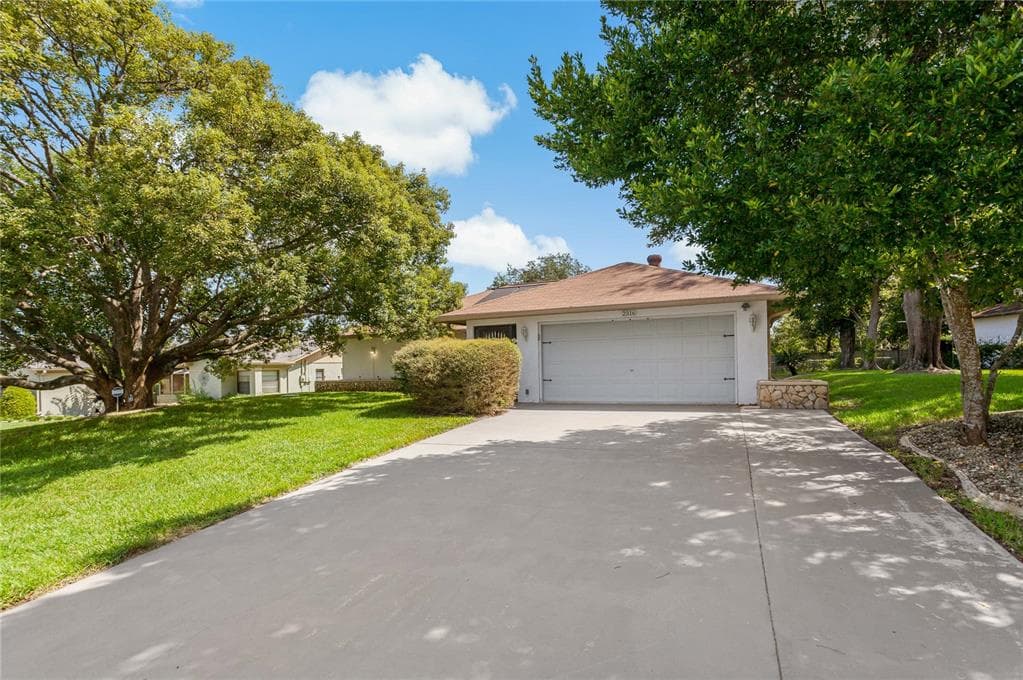 2316 RENTON LANE SPRING HILL, FL 34609