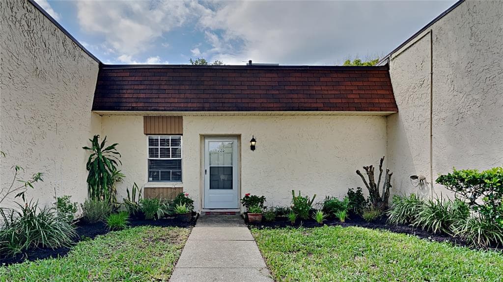 11511 113TH STREET UNIT 22D SEMINOLE, FL 33778