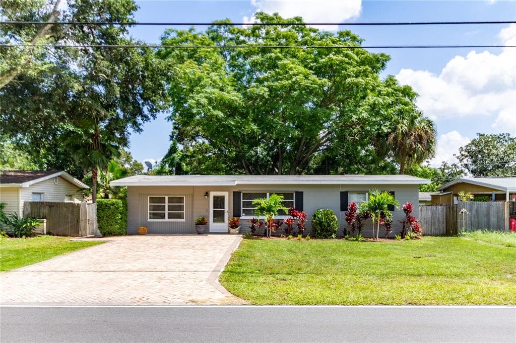 12295 RIDGE ROAD LARGO, FL 33778