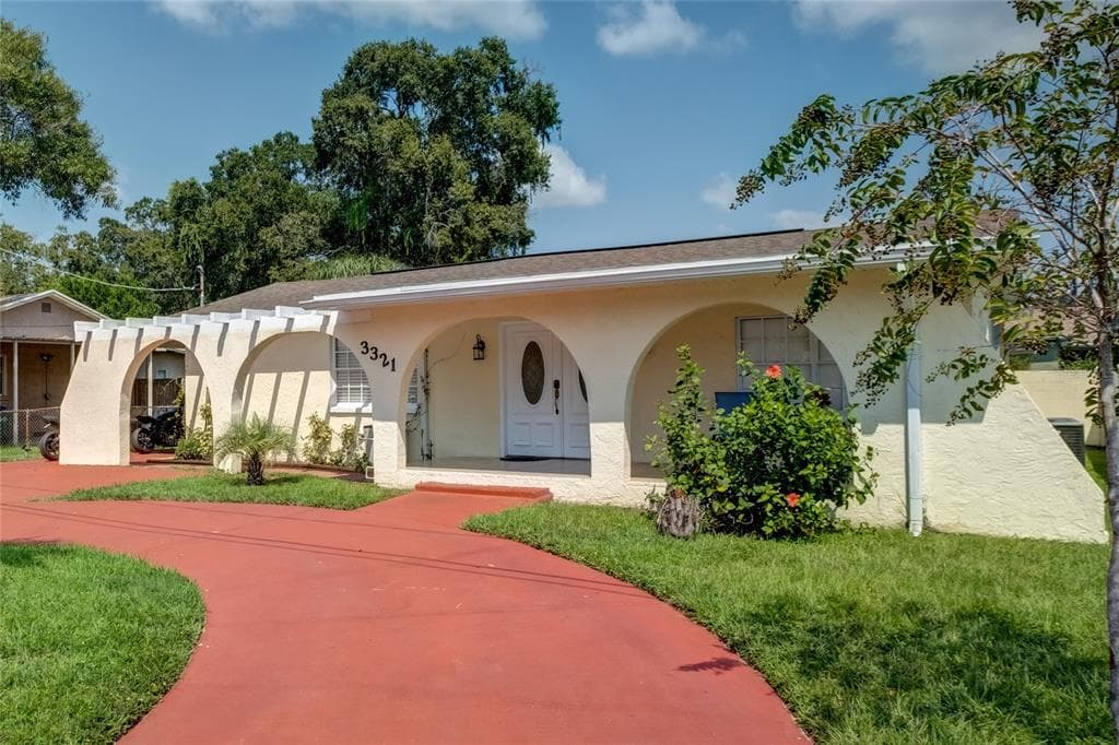 3321 W WALNUT STREET TAMPA, FL 33607