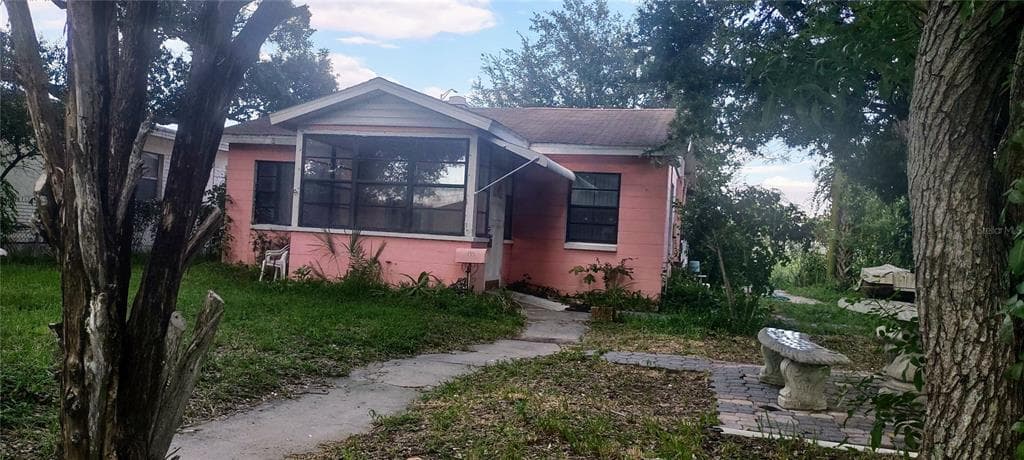 1120 32ND STREET S ST PETERSBURG, FL 33712
