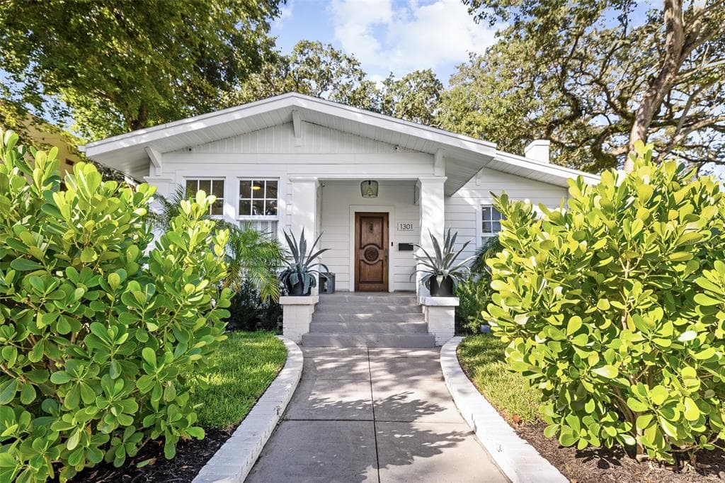 1301 S GUNBY AVENUE TAMPA, FL 33606
