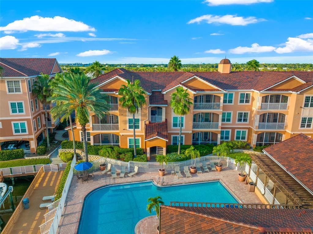 5000 CULBREATH KEY WAY UNIT 4107 TAMPA, FL 33611