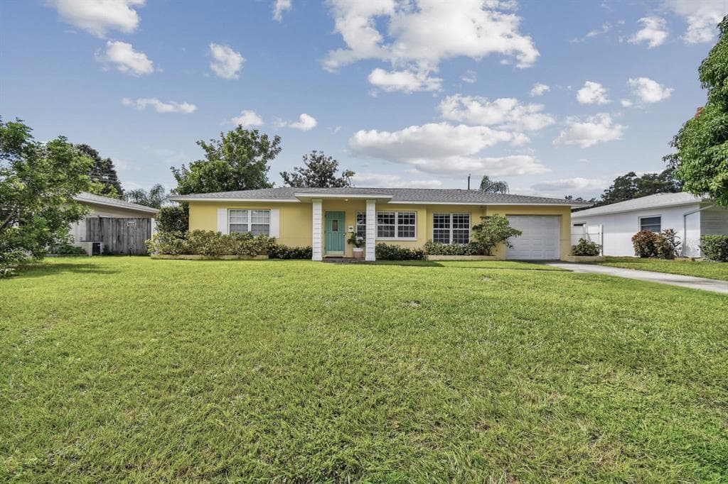 3832 21ST AVENUE N ST PETERSBURG, FL 33713