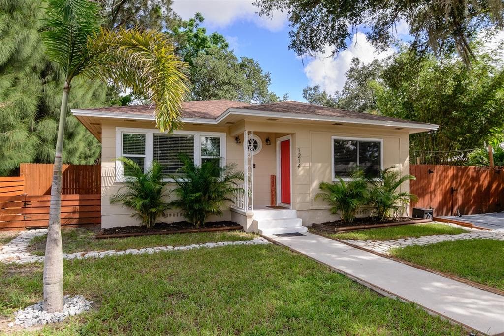 1214 ALOHA LANE CLEARWATER, FL 33755