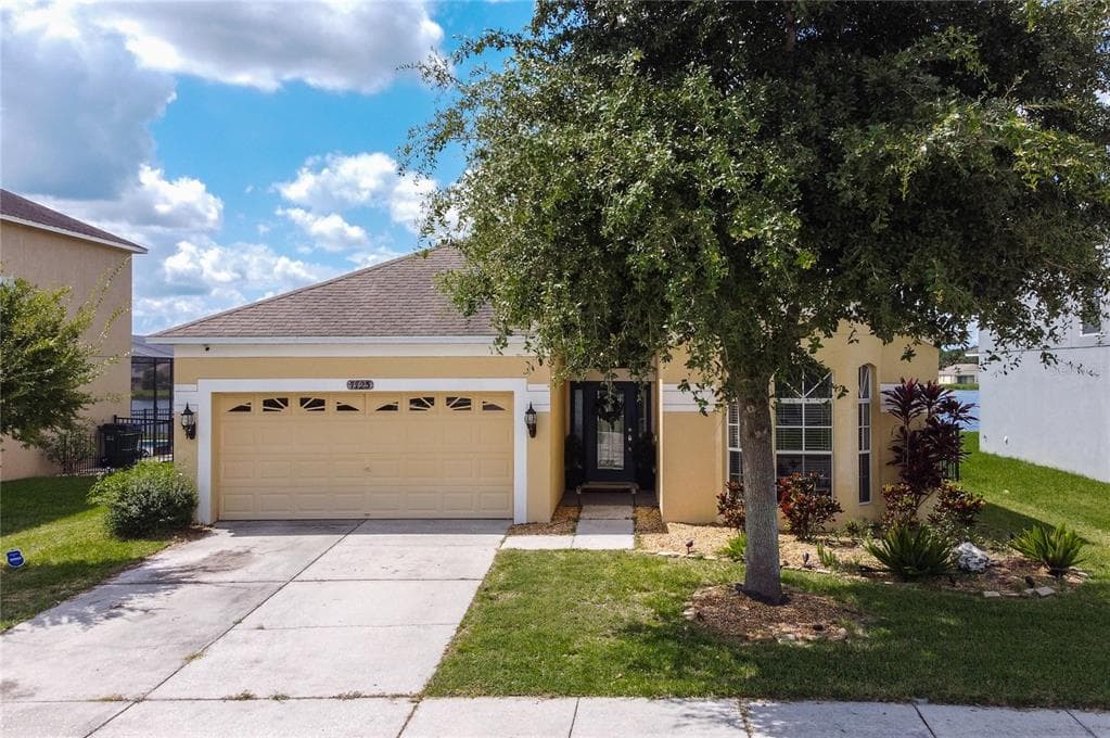 7723 SEAFIELD LANE WESLEY CHAPEL, FL 33545
