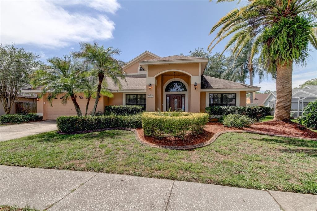 9249 DAYFLOWER DRIVE TAMPA, FL 33647