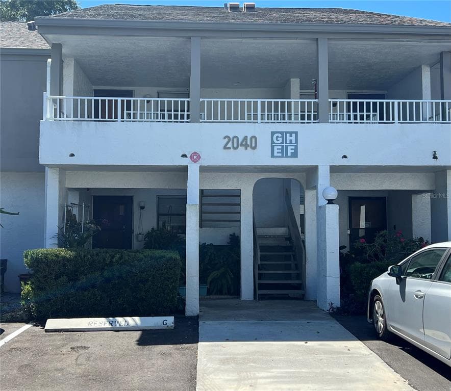 2040 LAKEWOOD CLUB DRIVE S UNIT 1-G ST PETERSBURG, FL 33712
