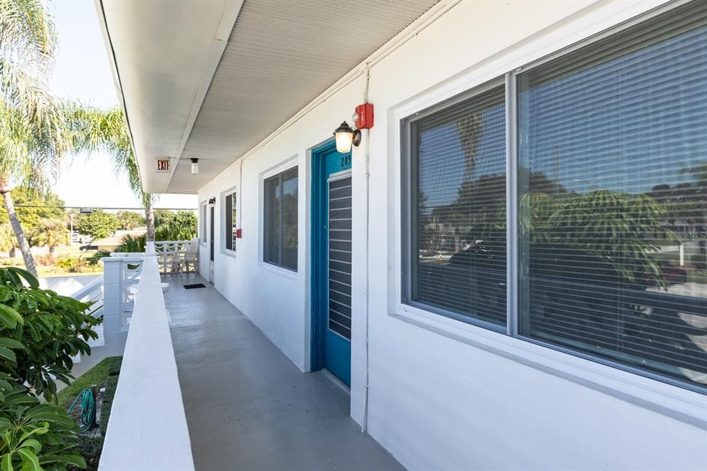 8555 112TH STREET UNIT 209 SEMINOLE, FL 33772