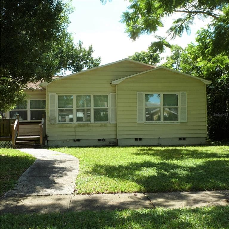 2636 8TH AVENUE N ST PETERSBURG, FL 33713