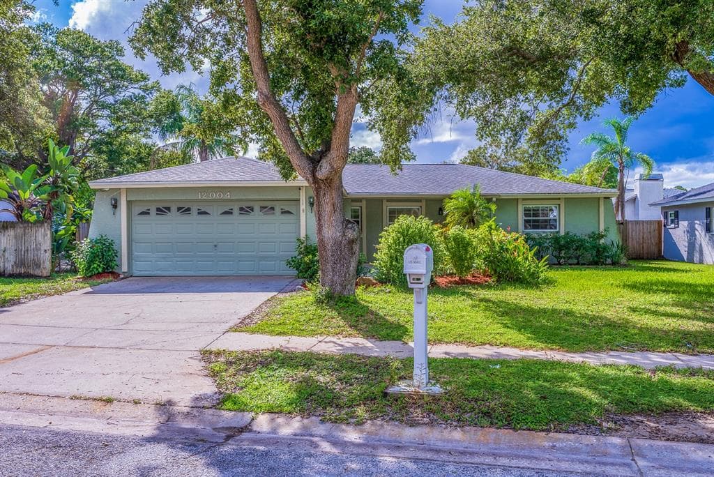 12004 72ND WAY N LARGO, FL 33773