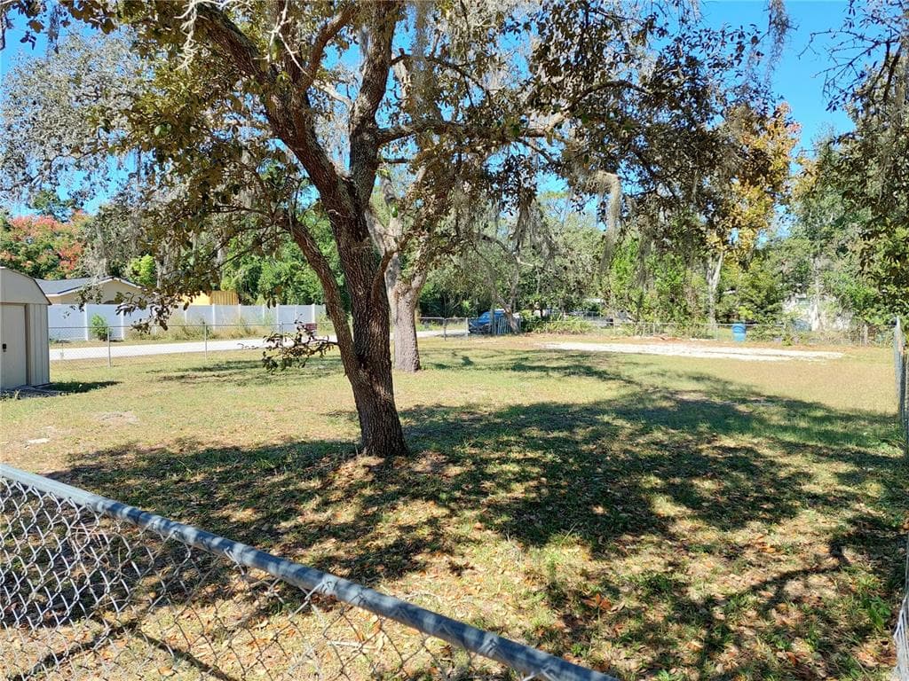CLEAR LAKE DR AVENUE NEW PORT RICHEY, FL 34654